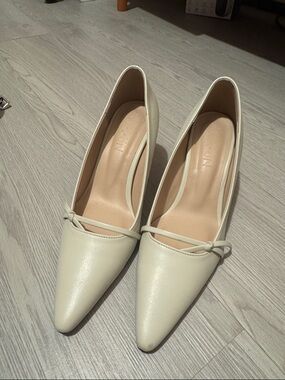 Cream kitten heels